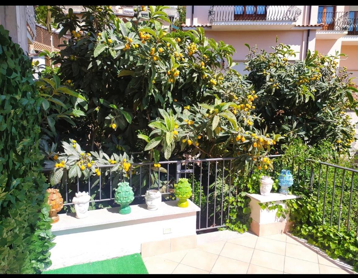 Apartment Marifra Garden Таормина Екстериор снимка